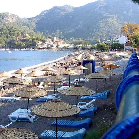 Zeybek Beach Hotel 2* Muğla